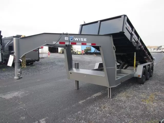 BWise 7 x 18 Gooseneck Tri-Axle Dump Trailer – Hydraulic Jacks - Image 9