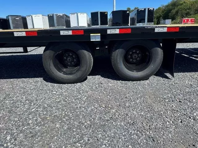 CAM Superline 8 x 35 Deckover Gooseneck Equipment Trailer - Image 2